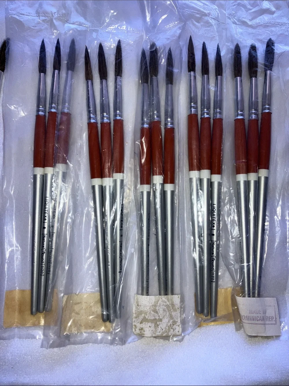 25 Liquitex 1120 Natural Round paintbrushes